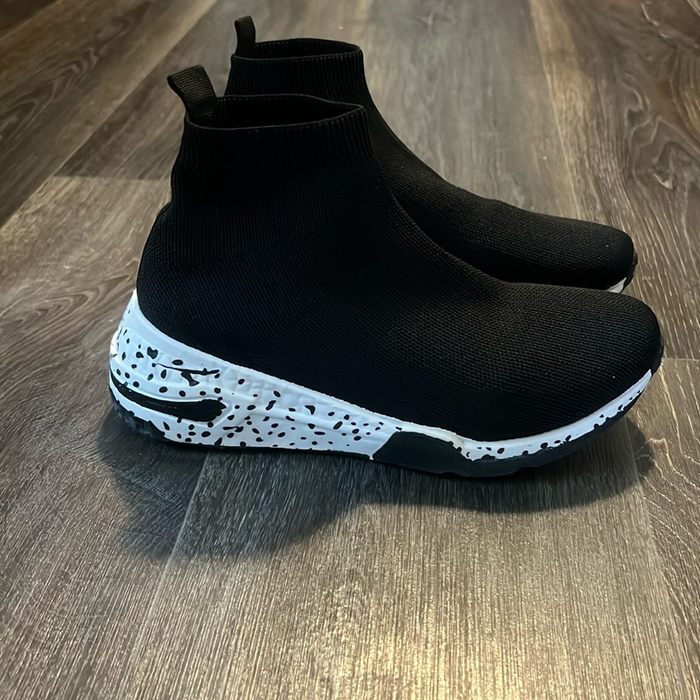 💥2/$25💥Fashion Nova sneaker boot
